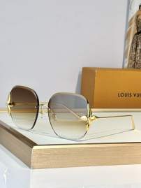 Picture of Louis Vuitton Sunglasses _SKUfw80443899fw